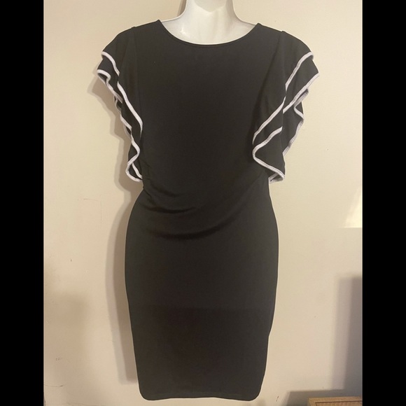Dresses & Skirts - Cute dress